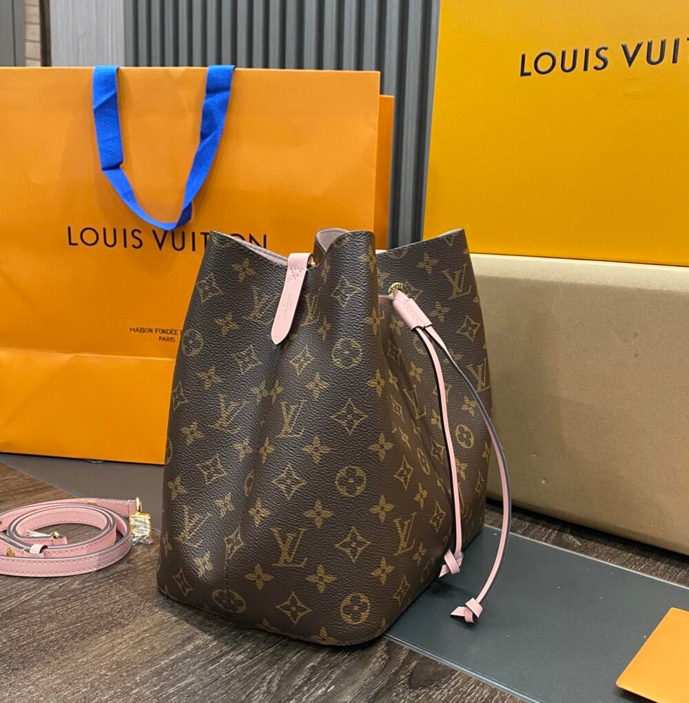 Louis Vuitton 936M44022 - Image 3