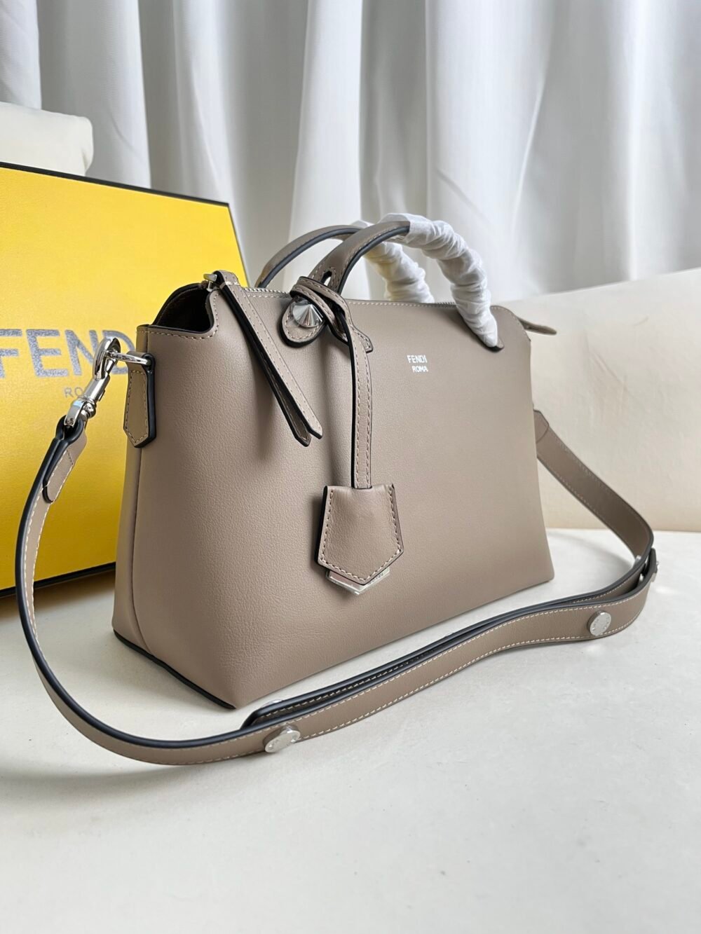 FENDI 132303 - Image 2