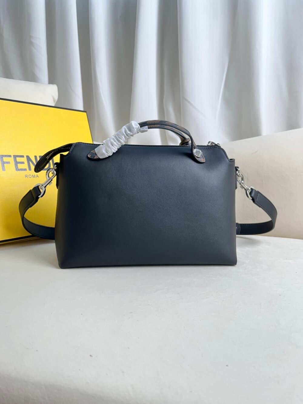 FENDI 112303 - Image 3