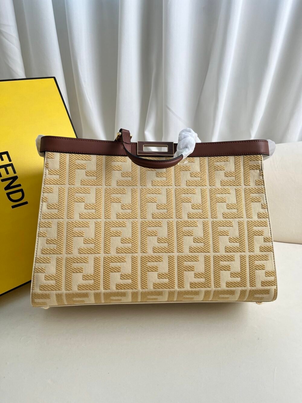 FENDI 401819 - Image 2