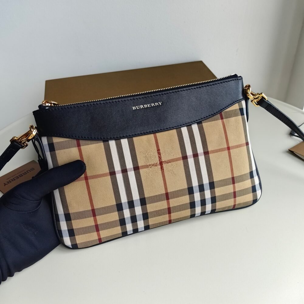 Burberry 7 - Image 3