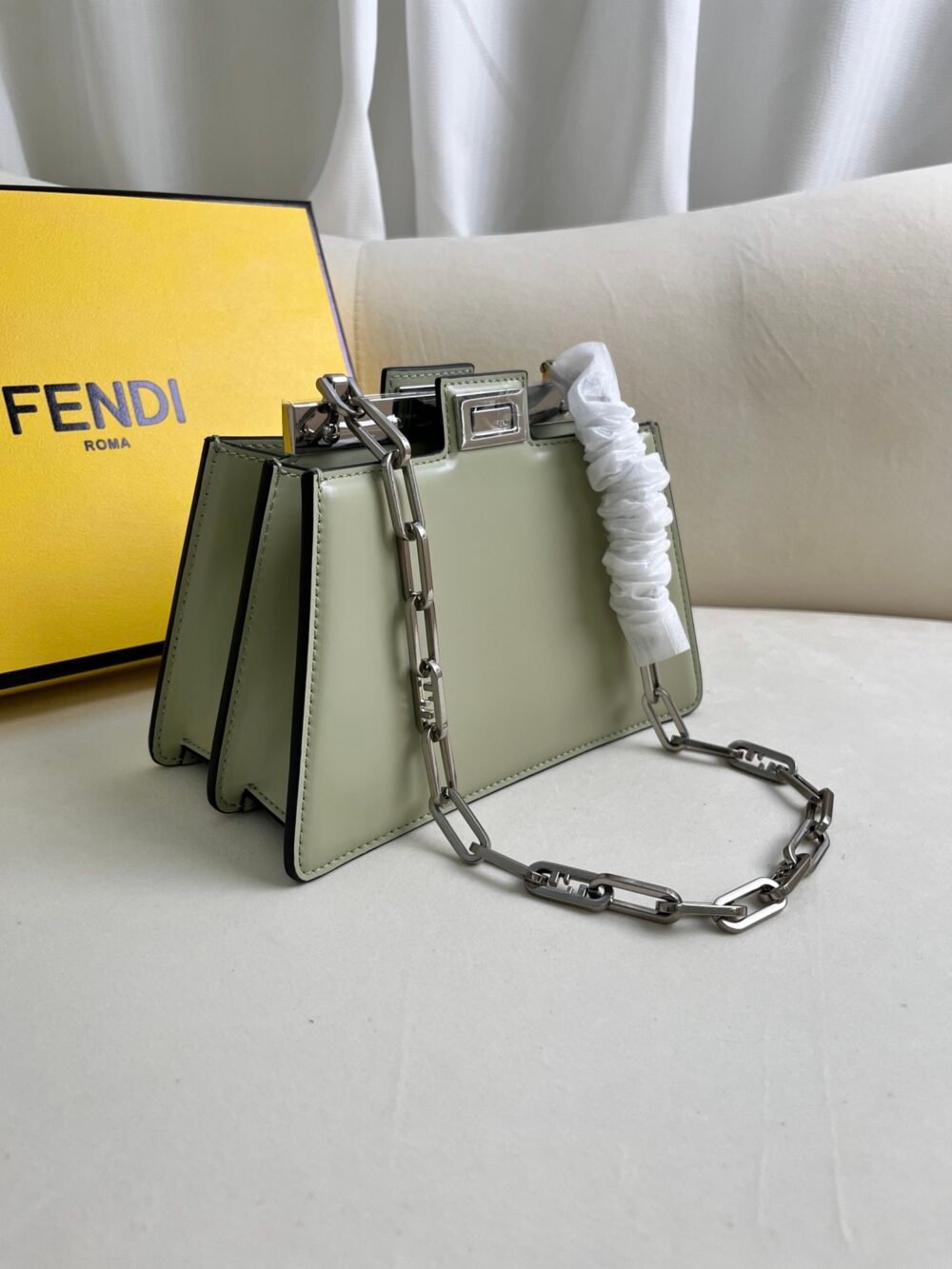 FENDI 211012 - Image 3