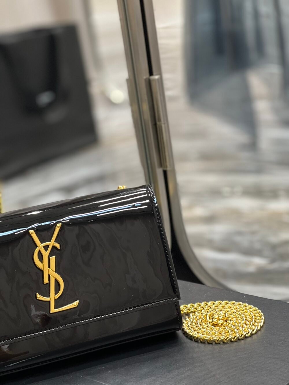 YSL 492469390 - Image 3