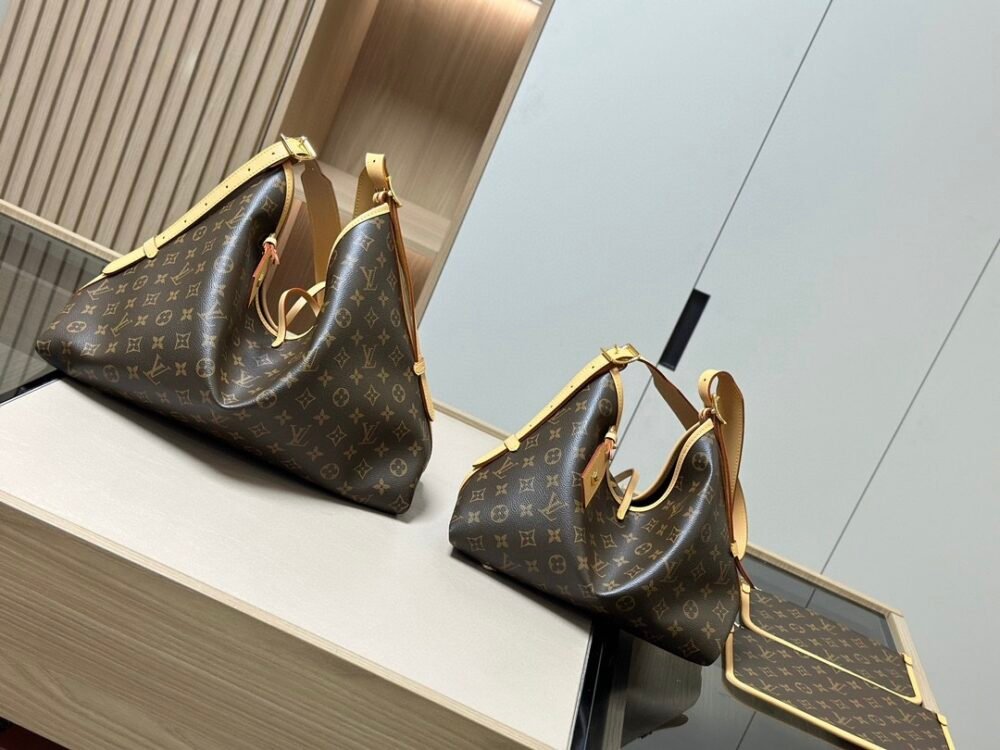 Louis Vuitton P1219017 - Image 3