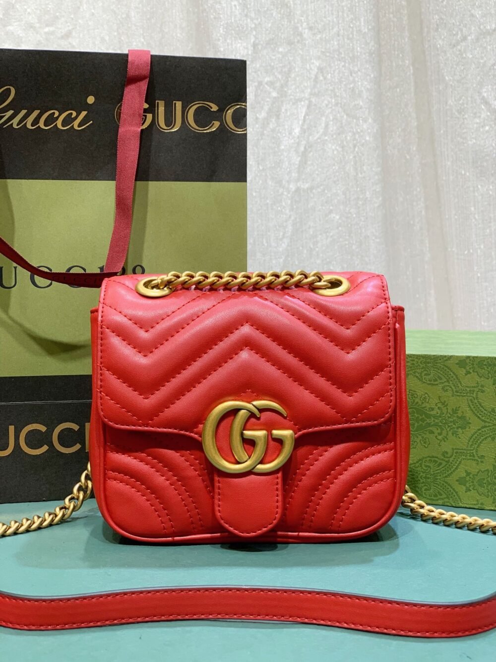 Gucci GUC739682 - Image 2