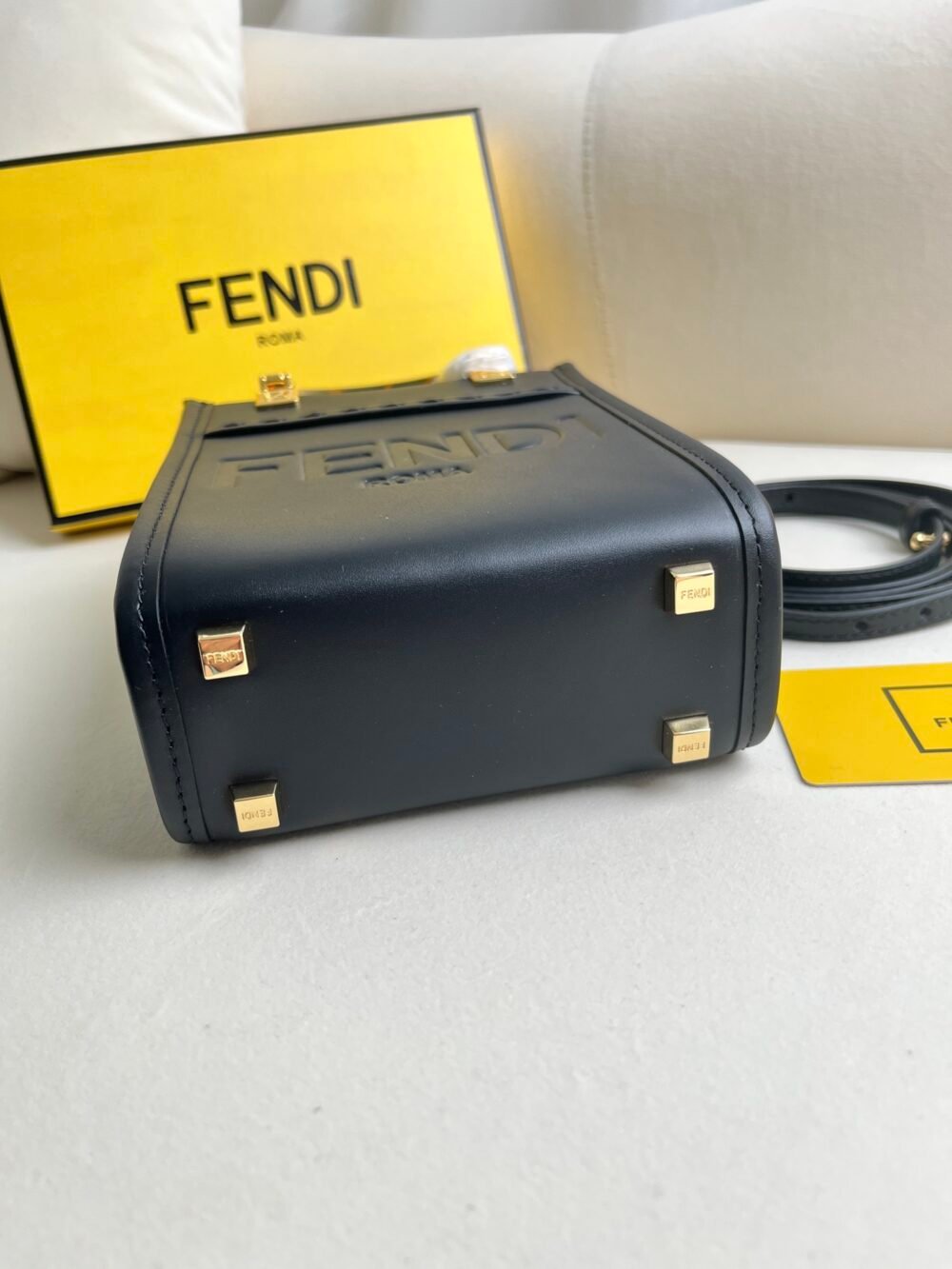 FENDI 26208 - Image 2