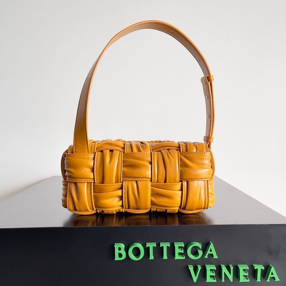 Bottega Veneta 32736233