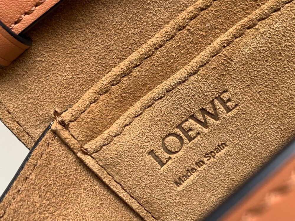 Loewe 461824 - Image 9