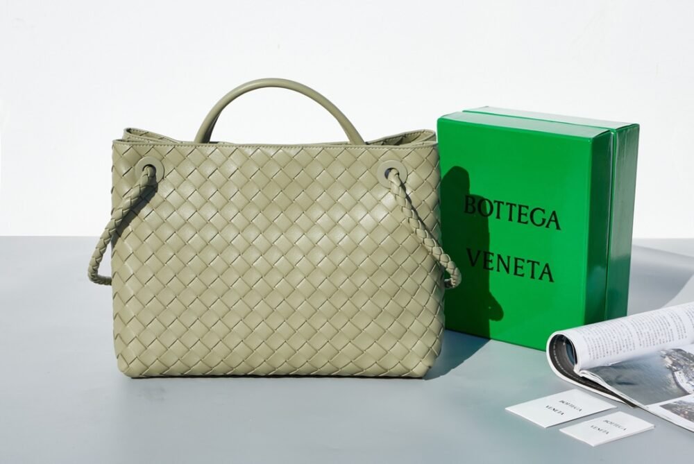 Bottega Veneta 3880842 - Image 3