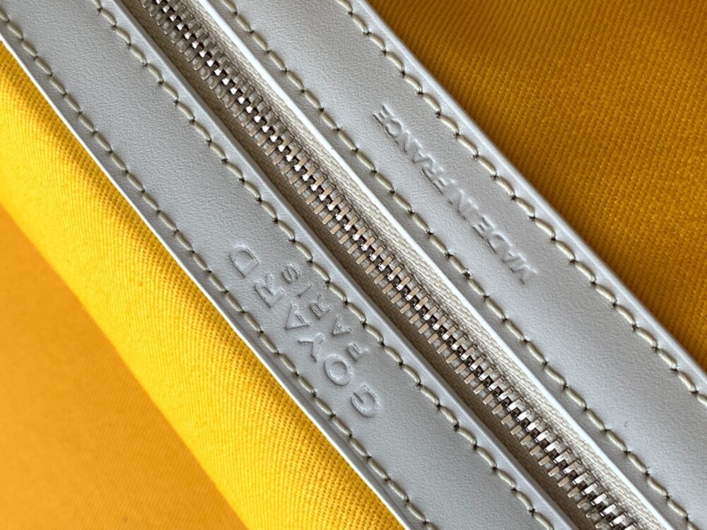 Goyard 5928888 - Image 9