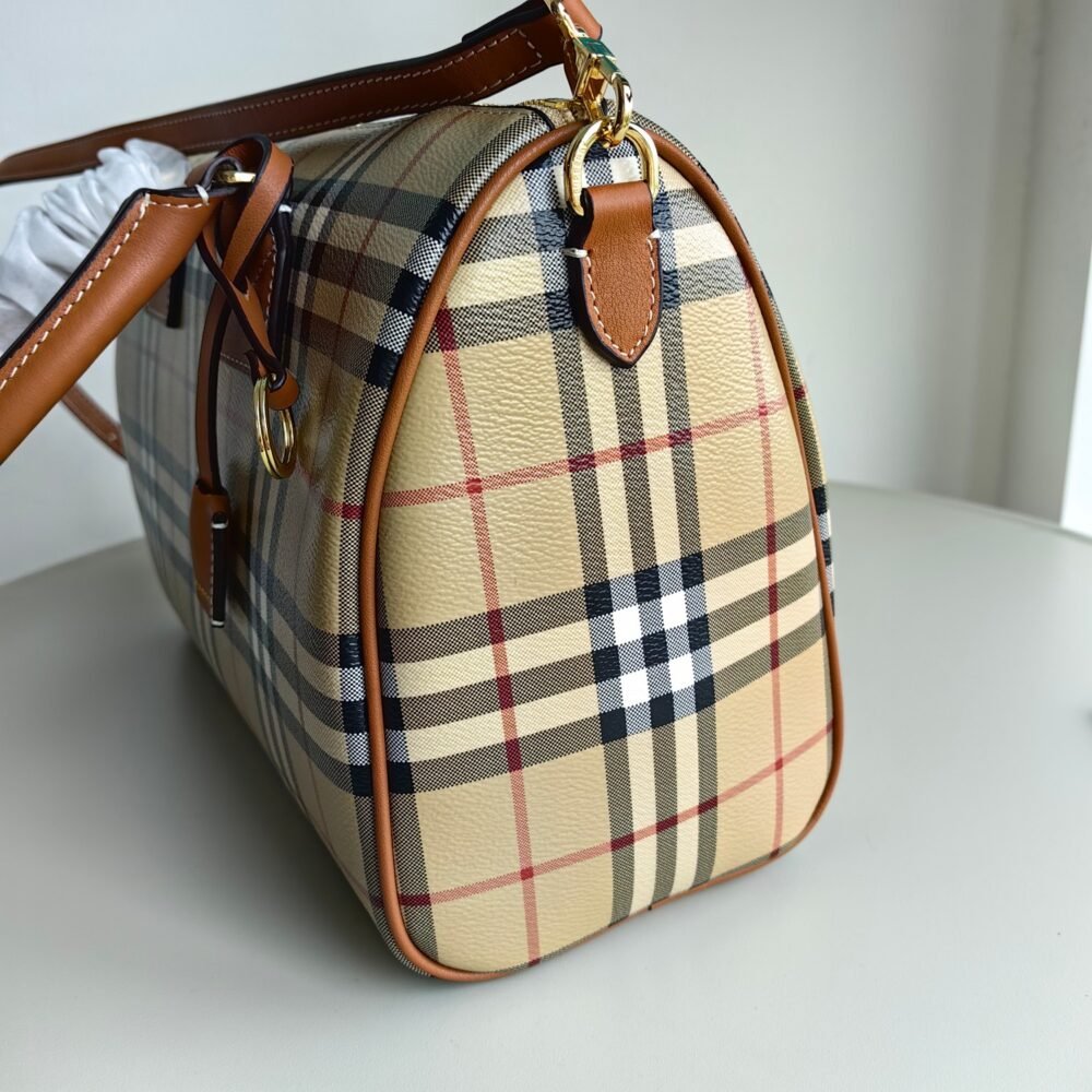 Burberry 14 - Image 8