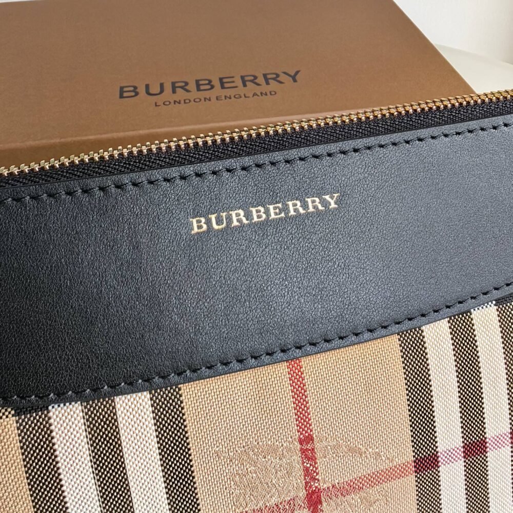 Burberry 7 - Image 4