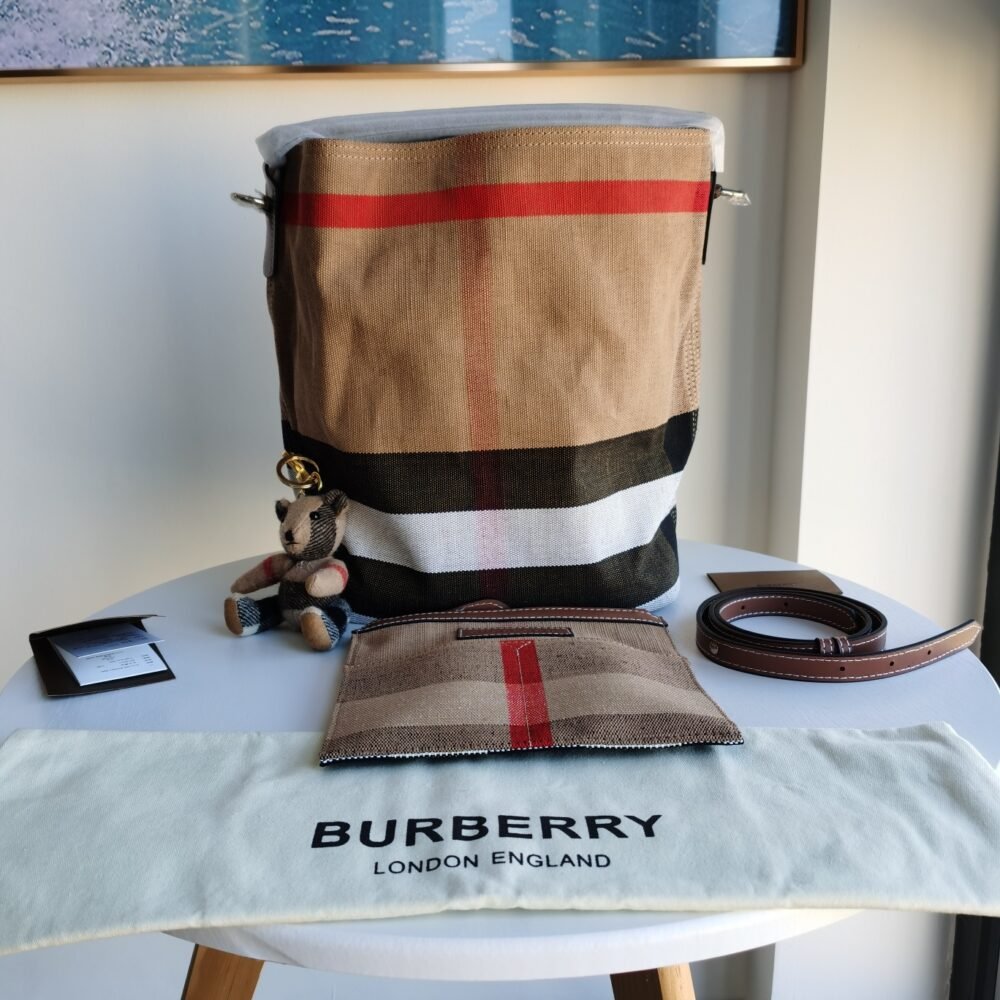 Burberry 150432