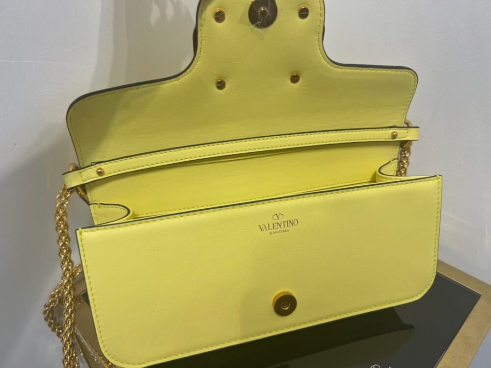 Valentino 402030 - Image 7