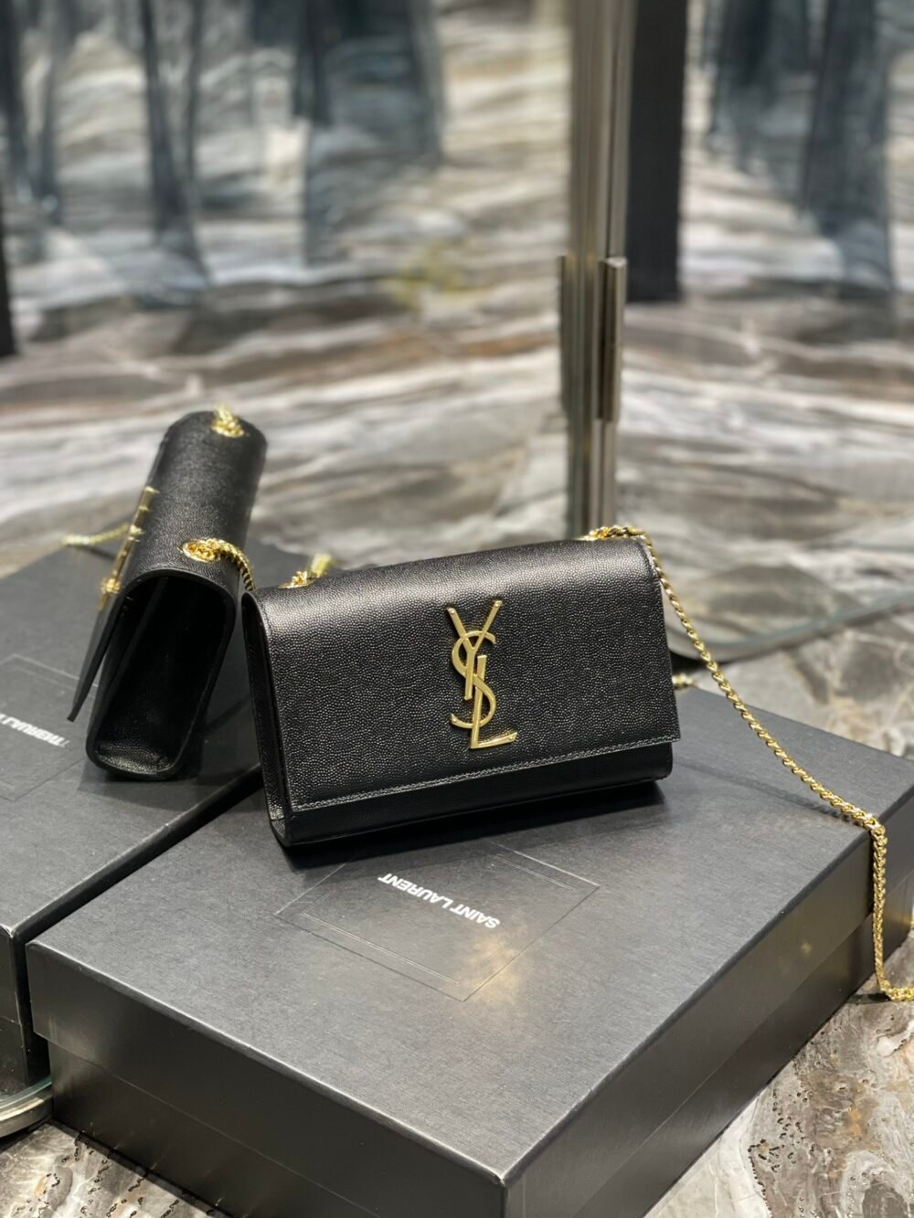 YSL 487469390 - Image 2