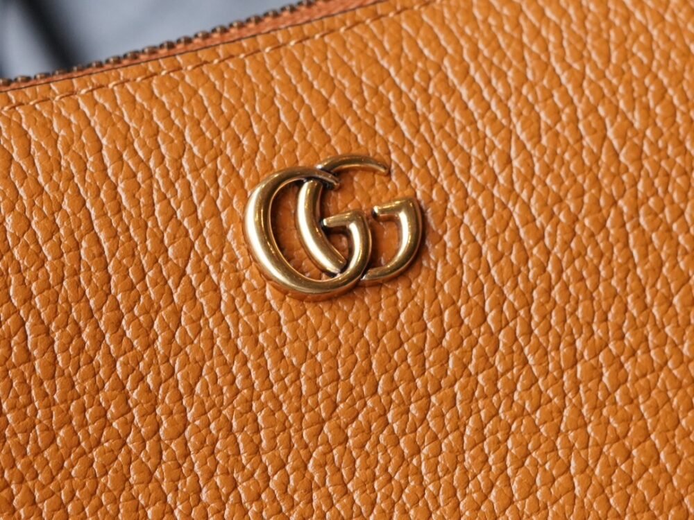 Gucci 886739076 - Image 9